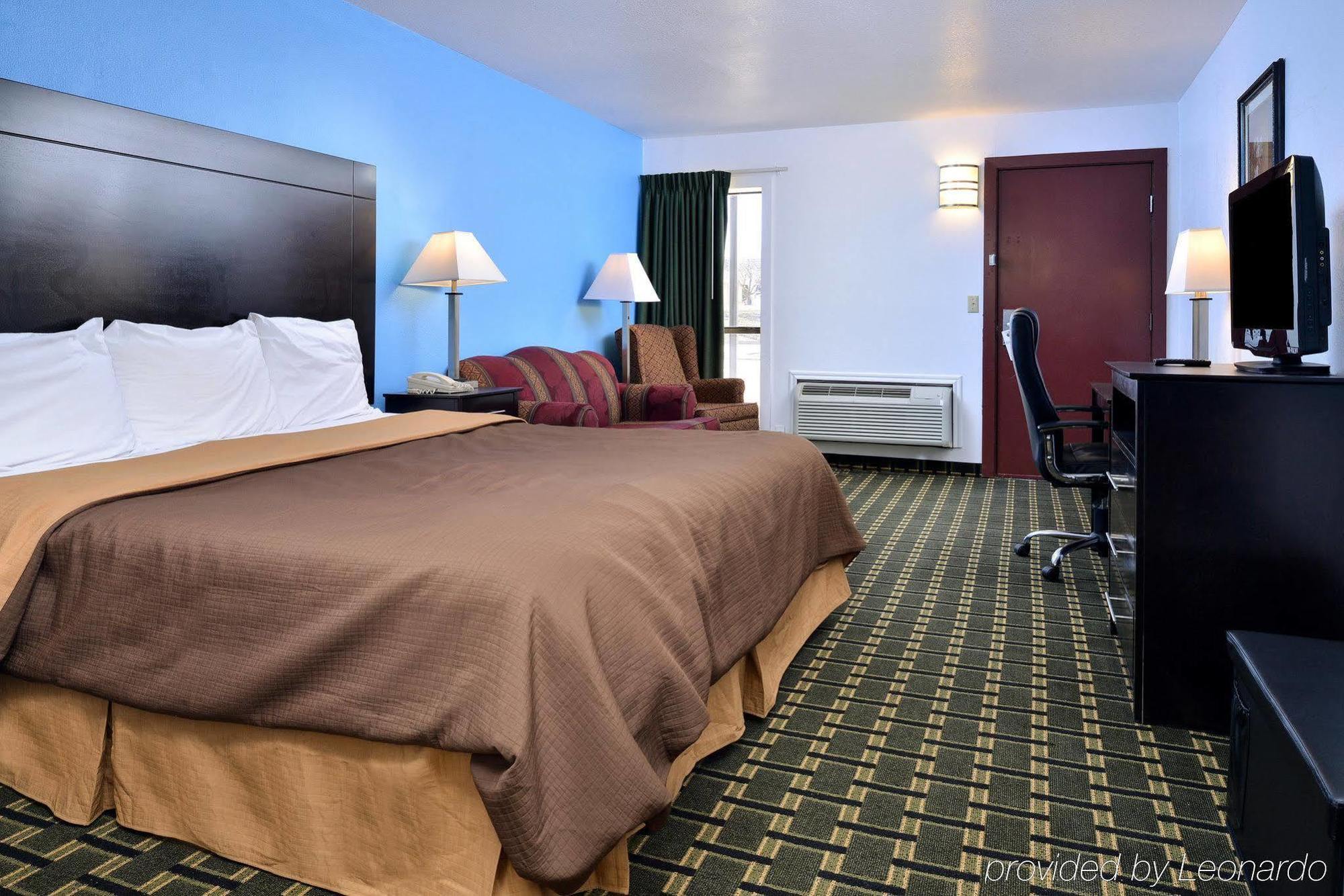Executive Inn Edmond Buitenkant foto